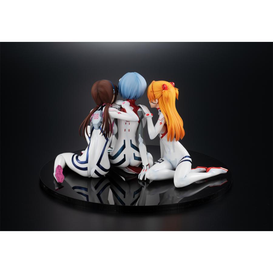 1/8スケール塗装済完成品フィギュア アスカ・レイ・マリ Newtype
