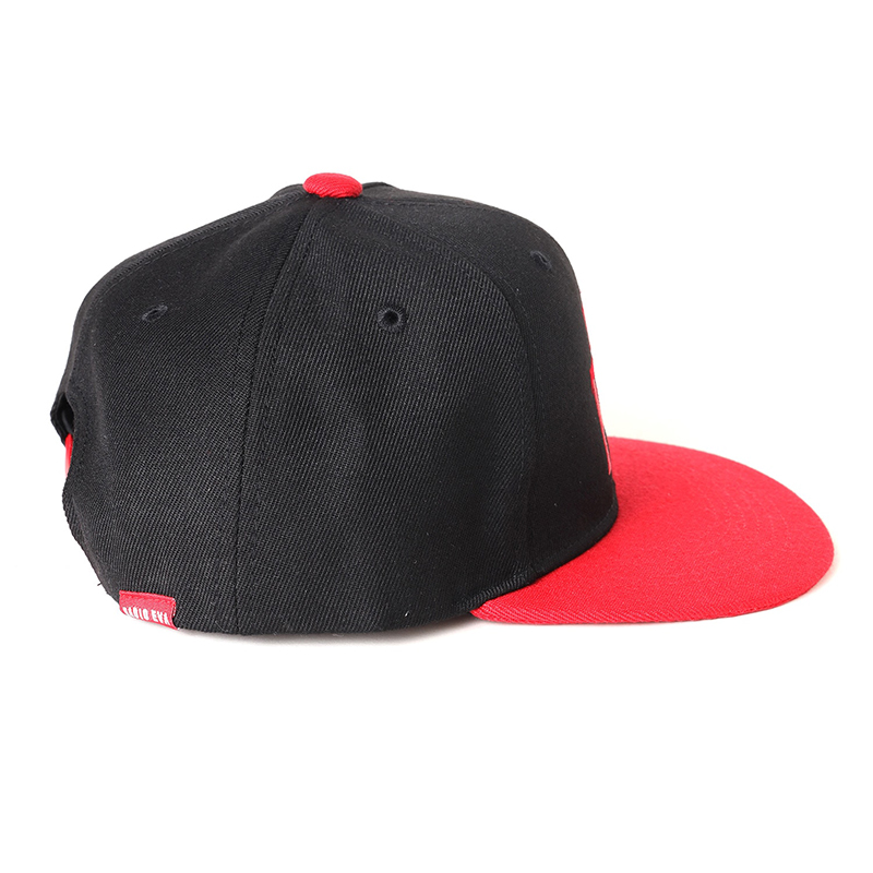 RADIO EVA A005 THE BEAST Embroidery Cap/BLACK×RED/FREE