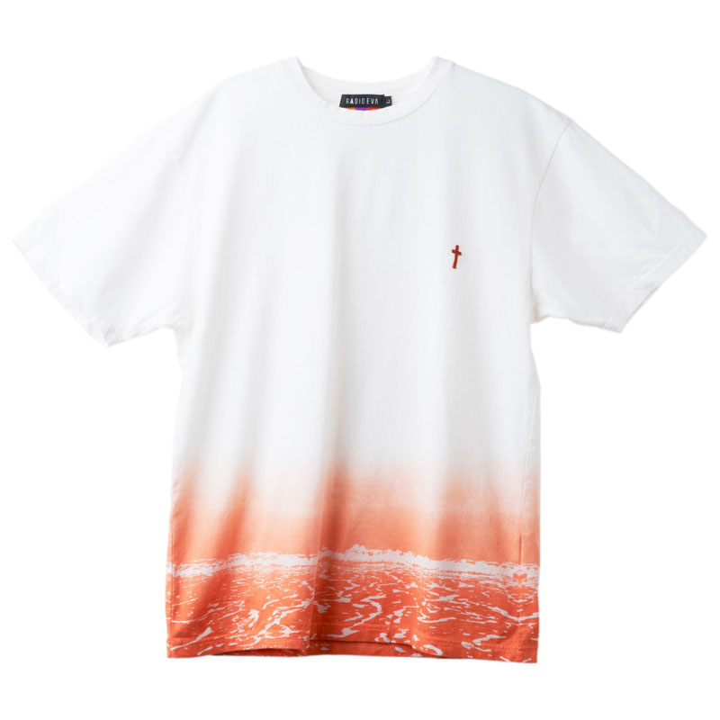 RADIO EVA 001 【Tシャツ(波打際)】/ホワイト (WHITE×ORANGE)(M WHITE×ORANGE): ファッション | EVANGELION STORE オンライン
