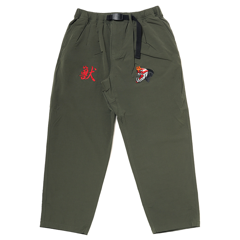RADIO EVA A081 THE BEAST EMBROIDERY Tapered Pants/OLIVE