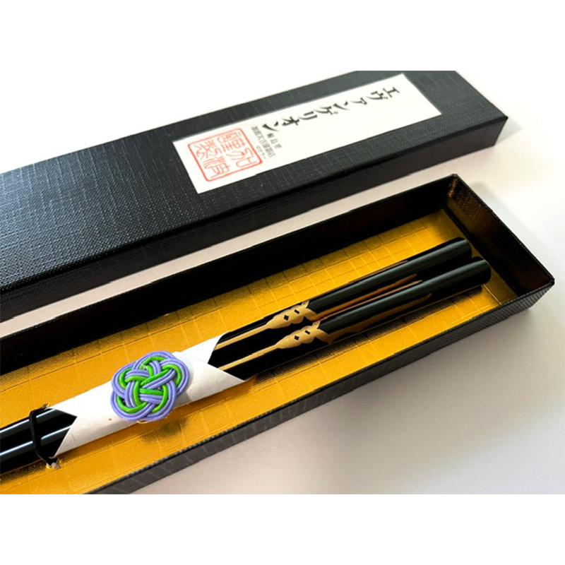 EVANGELIONコラボ輪島漆塗箸　黒塗／金ロンギヌスの槍（加波次吉漆器店）